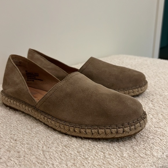 ⭐️HP⭐️ Born Suede Espadrille. Sz 8 - Picture 6 of 6